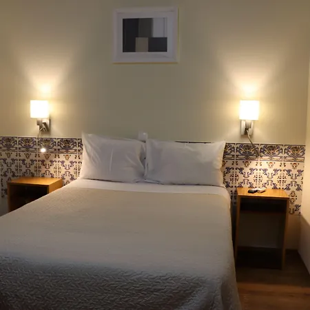 Casa de hóspedes Belem Tejo - Setubalense 3*