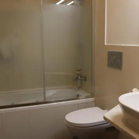 Casa de hóspedes Belem Tejo - Setubalense 3*