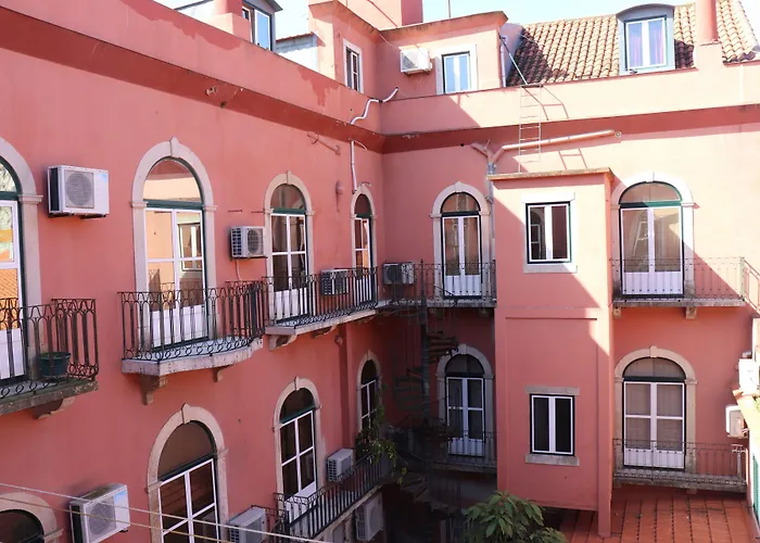 ゲストハウス Belem Tejo - Setubalense 3*