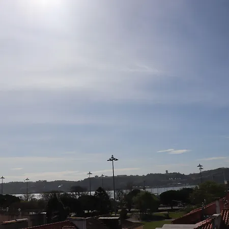 Belem Tejo - Setubalense 3* 리스본